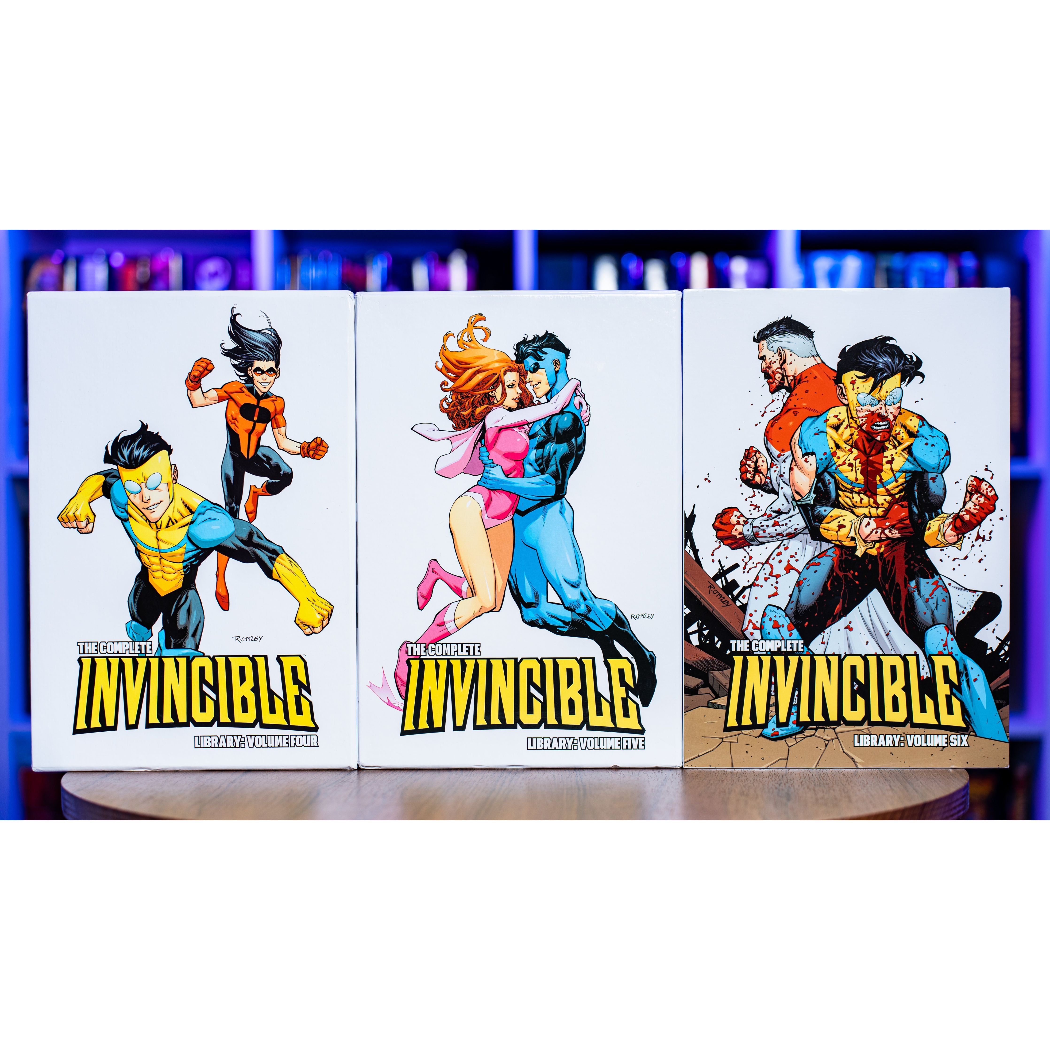Invincible Full HC Volume Library Edition Bundle Set 1-6 – Panel